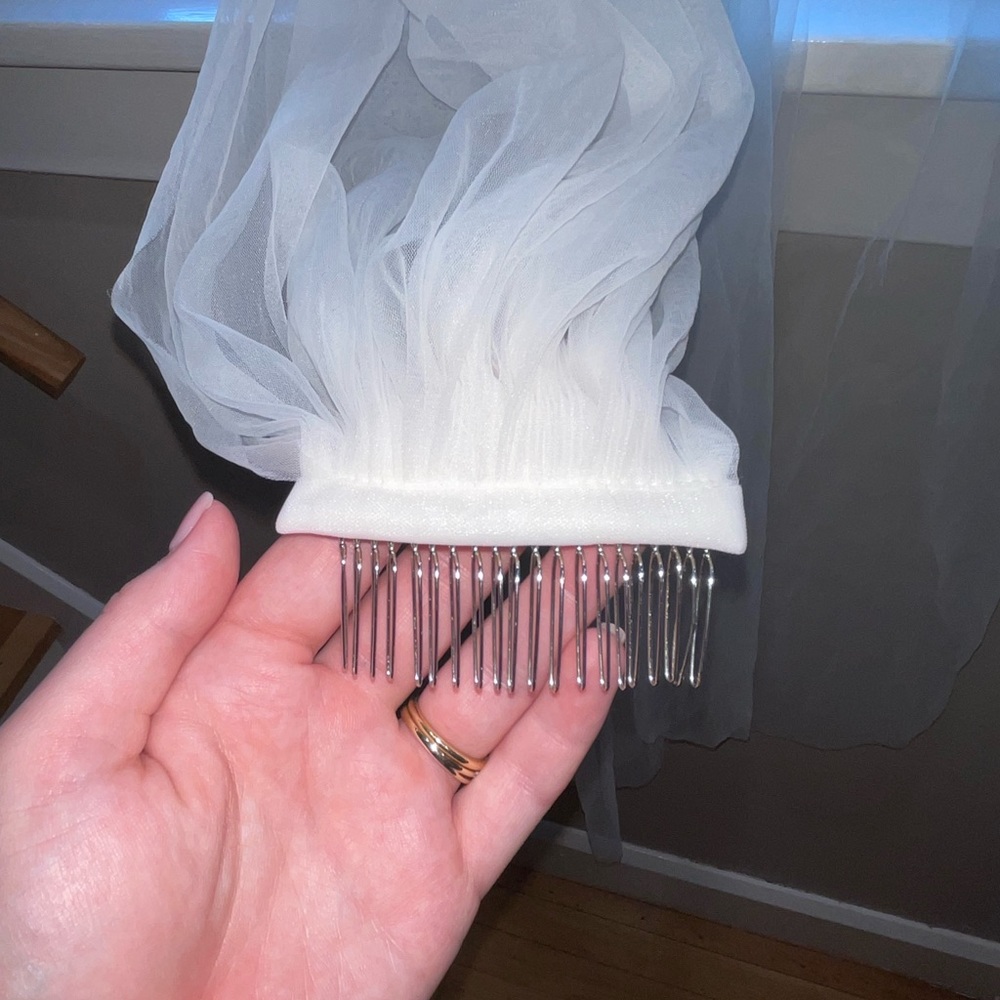 White Bridal Veil